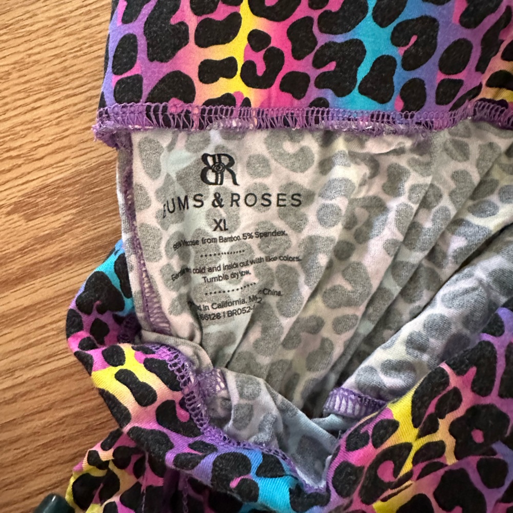 Bums And Roses Sleep pants - Picture 3 of 5